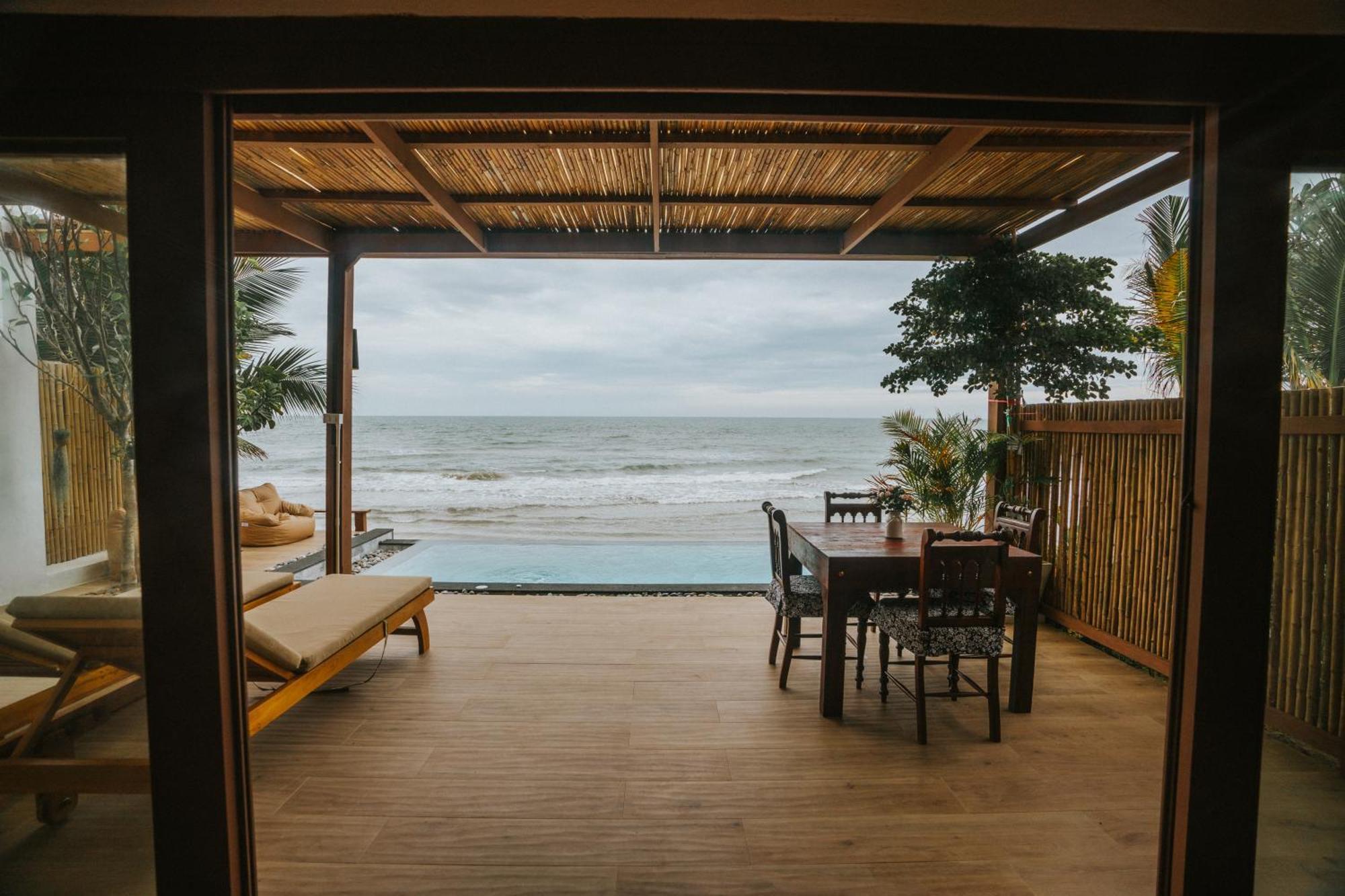 Areeya Beachfront Villas Pranburi Ban Nong Sua  Exterior foto